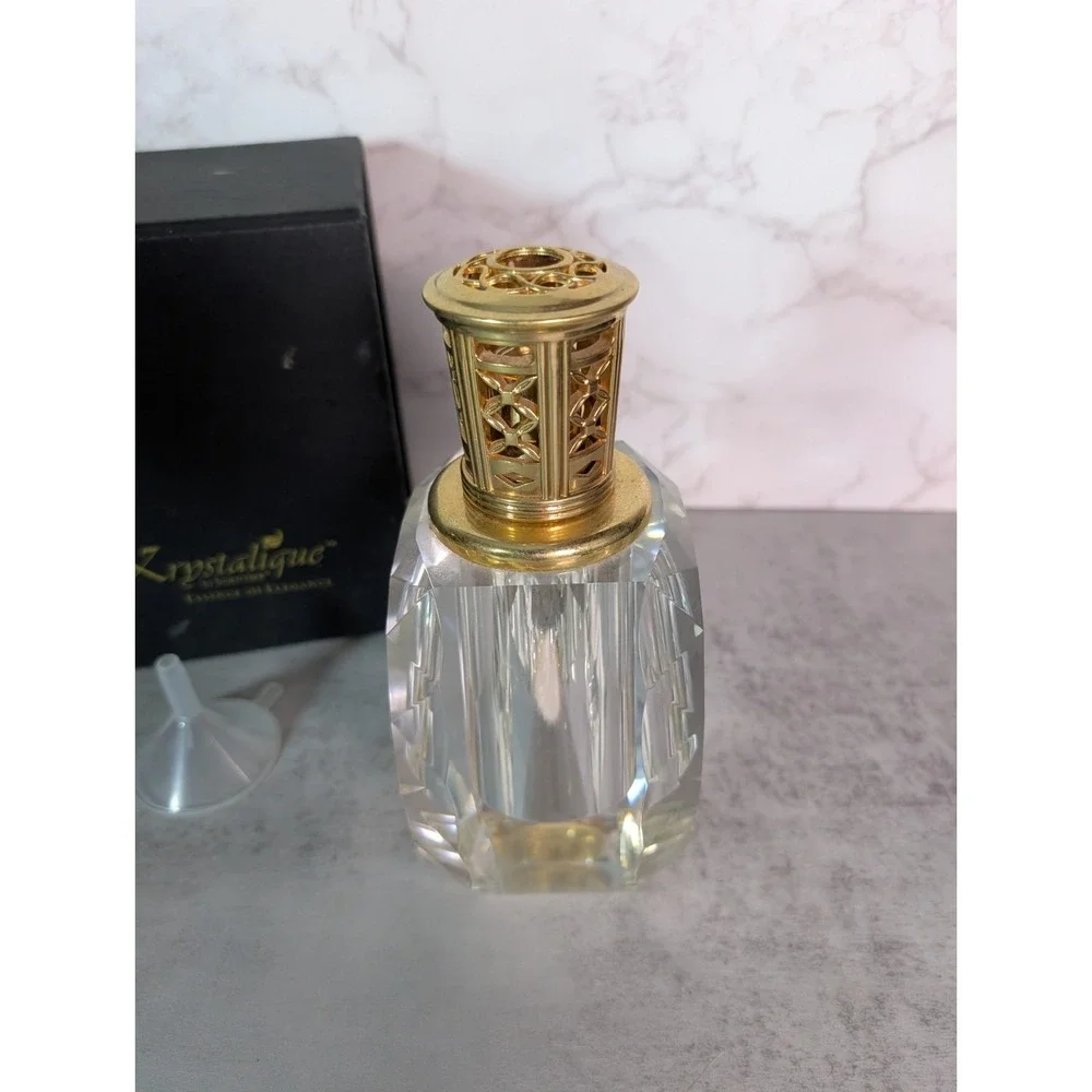 LARGE W/ BOX Krystalique by Scentier Essence Of Elegance Crystal Oil Diffuser